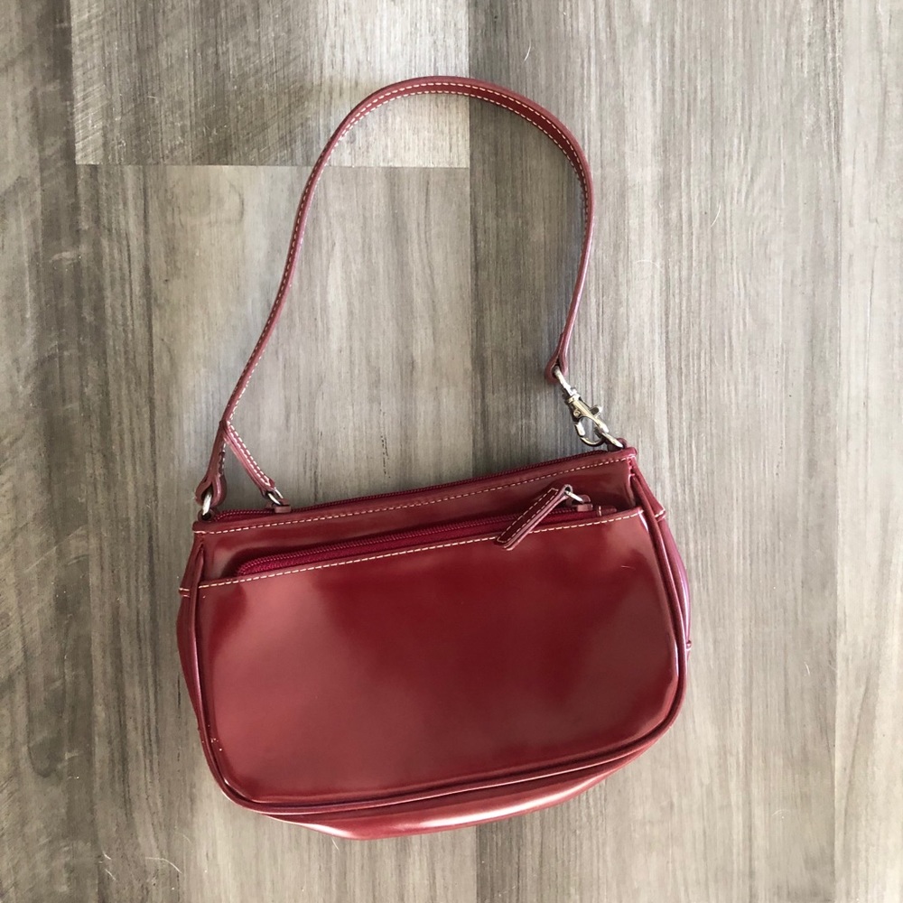 Cheery bomb hand bag